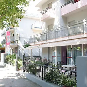  Hotel Midi